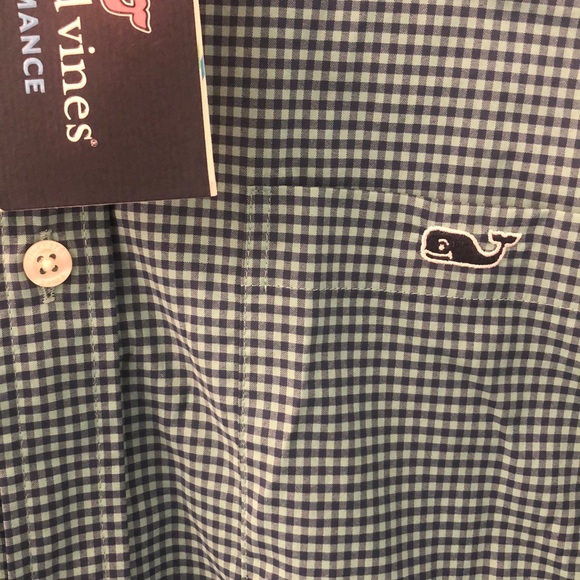 NWT Vineyard Vines Tucker Button-Down Whale Shirt - Picture 2 of 8